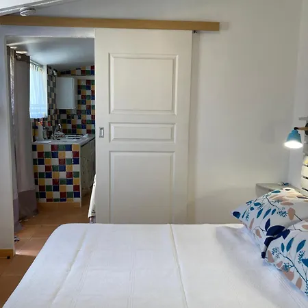 Apartment Les Hirondelles Bessan