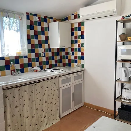 Les Hirondelles Apartment